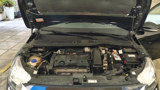 PEUGEOT 208 1.6 16V FLEX ACTIVE AT6 PEUGEOT 208 1.6 16V FLEX ACTIVE AT6